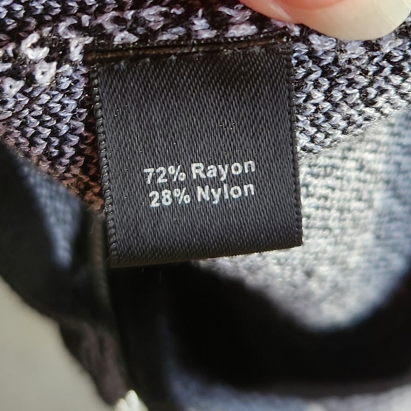 Saks Fifth Avenue "Black" Label Zip Cardigan Sweater | Black & White Size S NWT - Picture 9 of 11